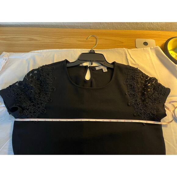 Marc New York Andrew Marc Black Top Lace Short Sleeve Size Medium - Picture 5 of 11